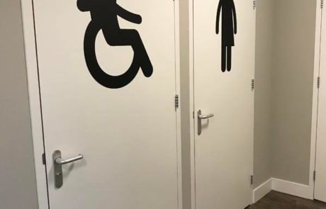 Bewegwijzering binnen WC