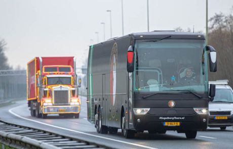 Droomparken vrachtwagen rijdend