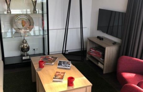 Feyenoord vakantiehuis woonkamer