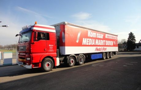 Vrachtwagen belettering Media Markt