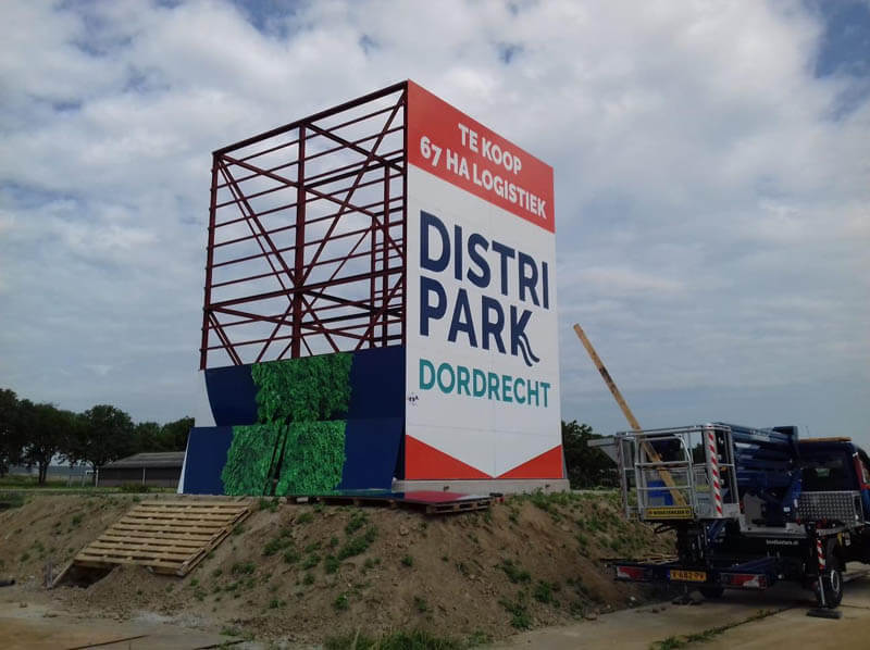 Mega-Bordbuster Dordrecht zijkant
